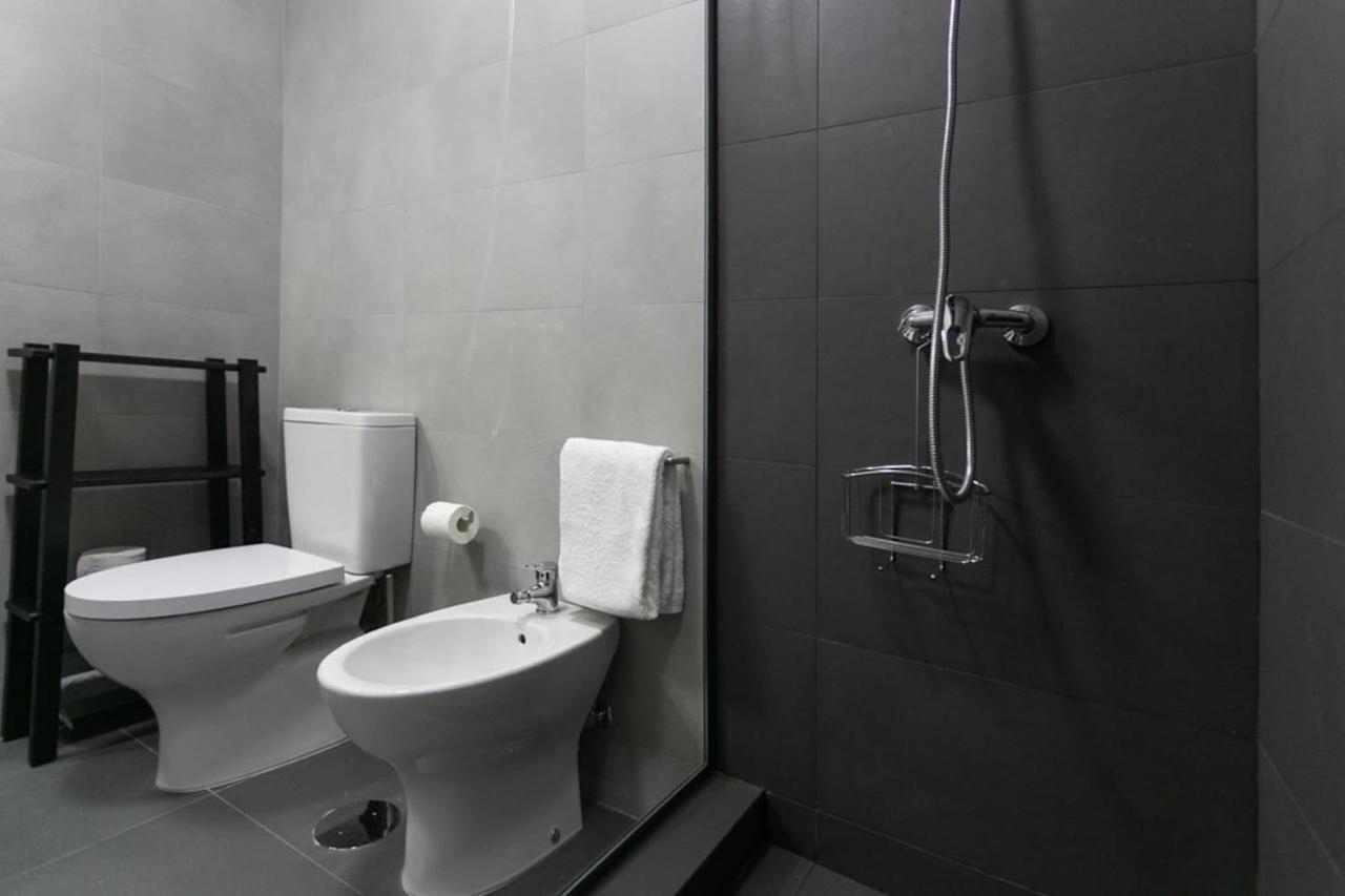 Aposentus - Elegant Functionality Porto Downtown Lägenhet Exteriör bild